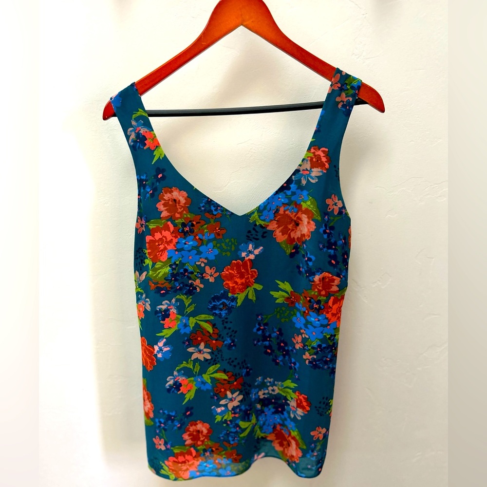 CAbi Still Life Tank - EUC - size Small